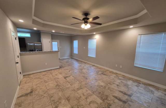 6303 Luglio Lane #102, San Antonio, TX 78233 Gallery 3