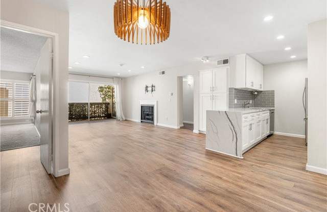 5301 Raintree Circle Gallery 2