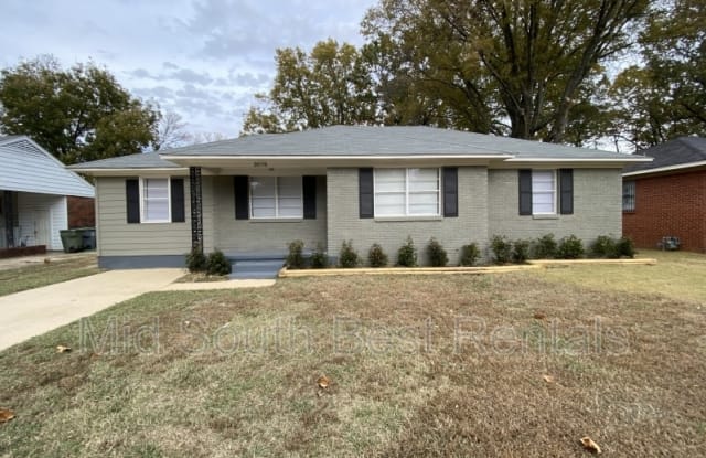 3076 Beauchamp photos photos