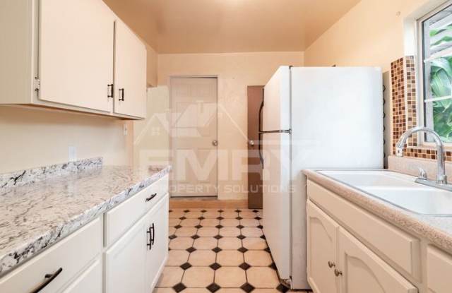 1125 South Evergreen Avenue photos photos 1125 South Evergreen Avenue photos photos