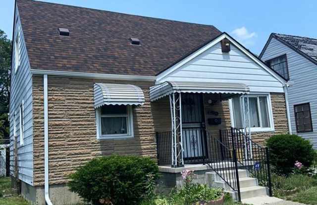 Now available: 3 bedroom accepts section 8 photos photos