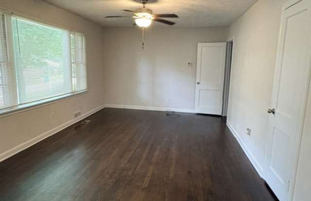 2174 Trailwood Drive Gallery 4