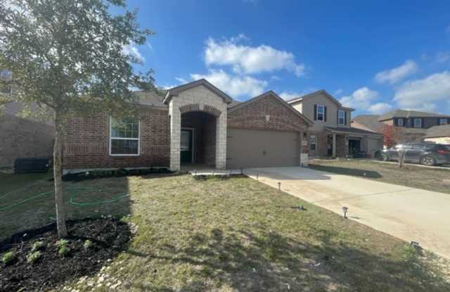 AVAILABLE EARLY OCTOBER | Beautiful 3-Bedroom, 2-Bath Home in Magnolia Springs Near I-10 & New Braunfels Gallery 3