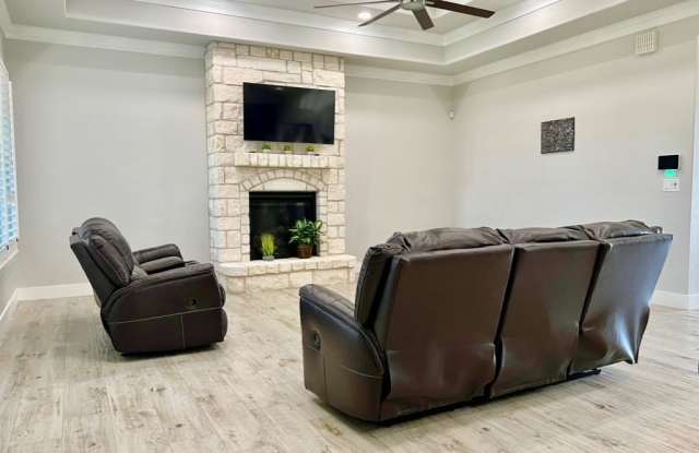 165 Rustic Trail Gallery 3