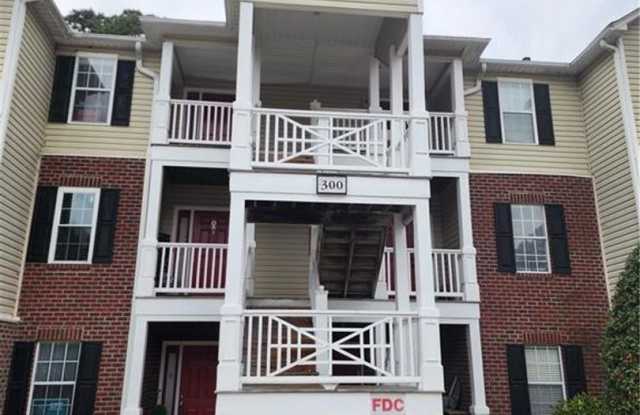 300 Bubble Creek Ct Unit # 6 photos photos