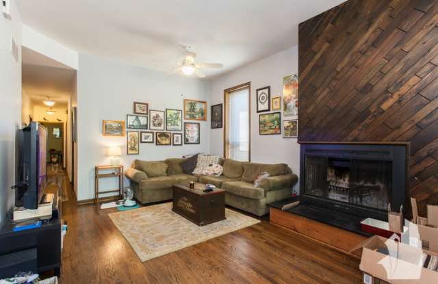 1465 West Wilson Avenue Gallery 2