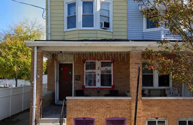 410 COMMONWEALTH Avenue photos photos