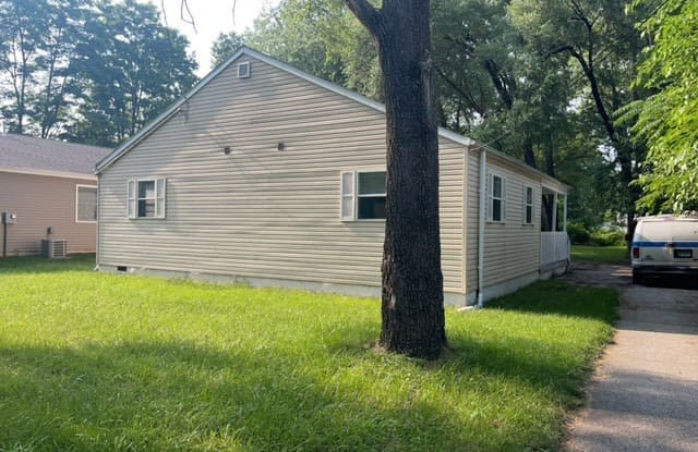 5074 Sunrise Avenue - 5074 Sunrise Avenue, Portage, IN 46368
