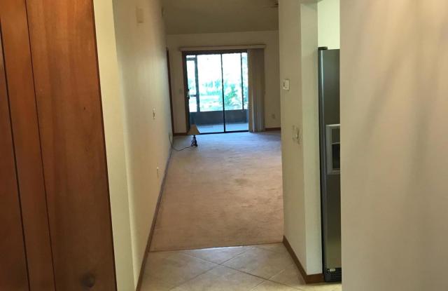 2153 DERRINGER CIR W Gallery 3