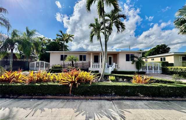 8000 SW 17 Terrace - 8000 Southwest 17th Terrace, Westchester, FL 33155