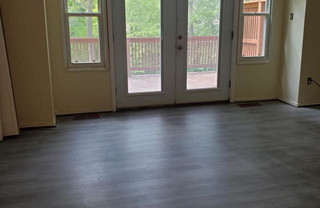 5532 MYSTIC COURT Gallery 2
