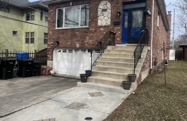 11065 S Bell Avenue - 11065 South Bell Avenue, Chicago, IL 60643