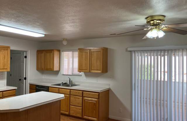 Charming 1-Bedroom Home — Utilities Included! Gallery 3
