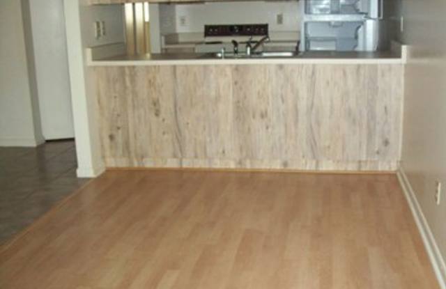 Southwood Villas - 670 Gallery 3