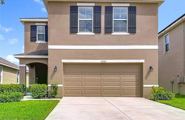 10982 PENNY GALE LOOP - 10982 Penny Gale Loop, Pasco County, FL 33545