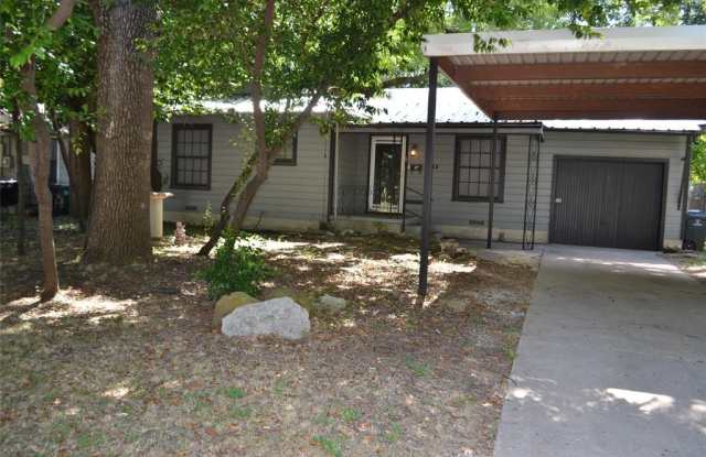 919 Denton Street - 919 Denton Street, Denton, TX 76201