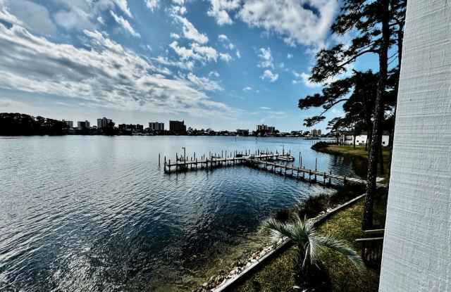 N Lagoon 6909 Gallery 4