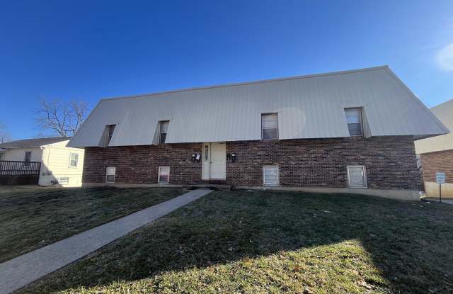 515 Laurel Street - B Gallery 2