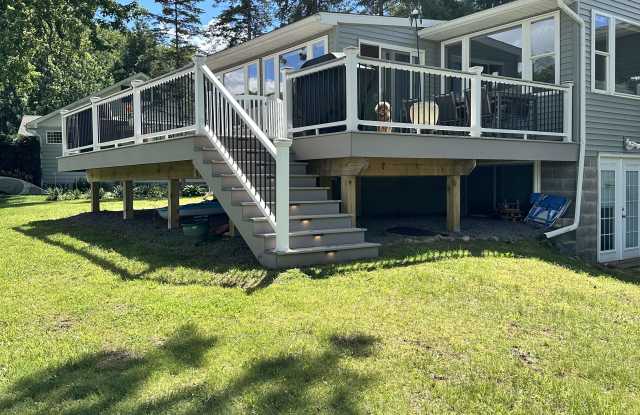 8110 Mills Landing Gallery 3