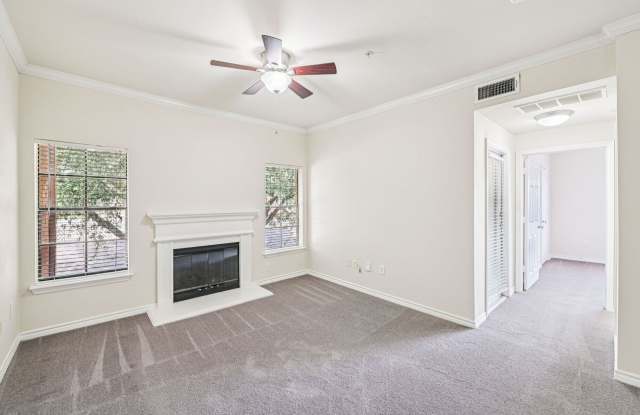 Oaks Riverchase Gallery 4