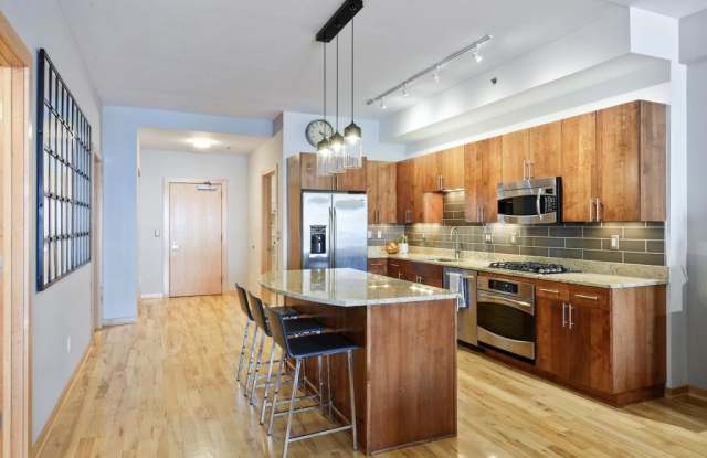 401 2nd Avenue N Gallery 2