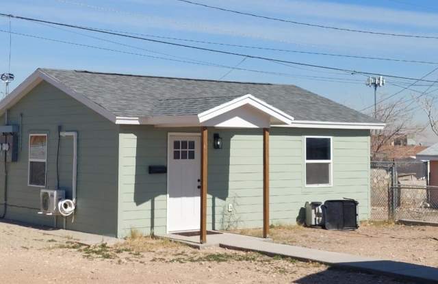 3401 POLK Avenue unit: Rear Apt photos photos