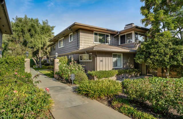 972 S Orange Grove Boulevard Gallery 2