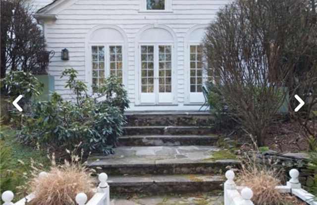 1709 Newfield Avenue Gallery 4