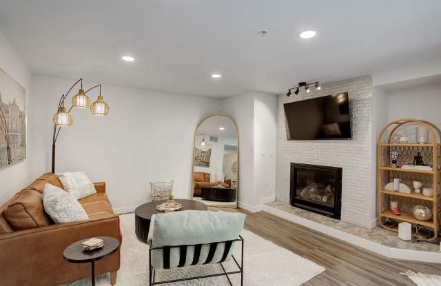 Modern 1BR | Prime Boulder + Gold Run Perks photos photos