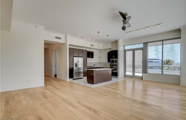 360 E Desert Inn Road Gallery 2