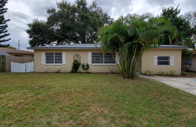 1581 Magnolia Dr - 1581 Magnolia Drive, Clearwater, FL 33756