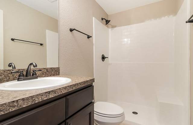 3253 SE 143rd Ln, Summer field, FL 34491 Gallery 2