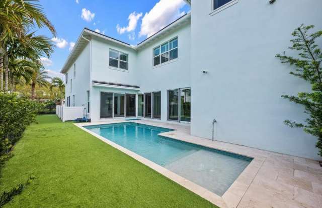 1127 Faulkner Terrace photos photos