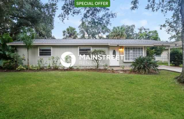 561 Picasso Avenue Northeast photos photos