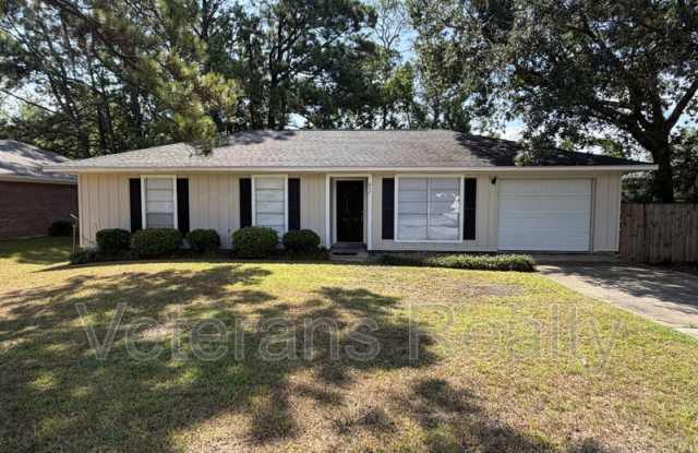 647 Michelle Dr Gallery 1