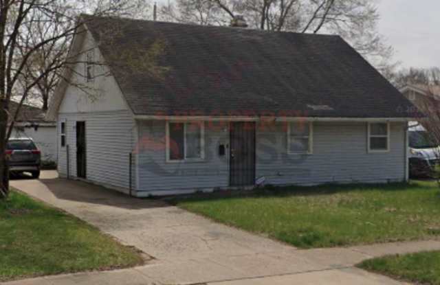 5733 East 13th Place photos photos