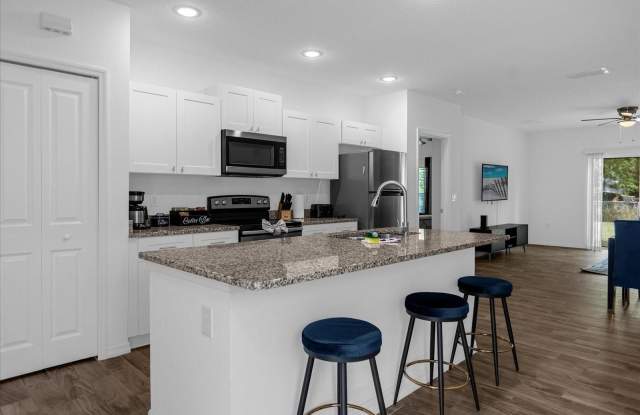 97 N GOLDWYN Avenue Gallery 3