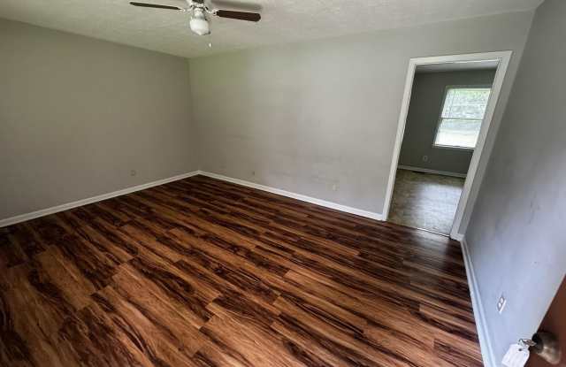109 Carol Drive Gallery 2