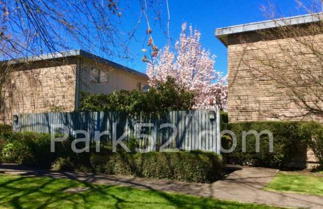 North Tacoma 2 Bedroom 1 Bathroom Apartment! - 3111 North 26th Street, Tacoma, WA 98407