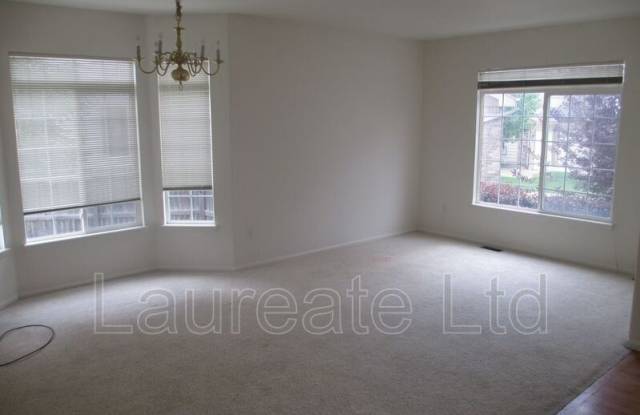 8800 S. Independence Ct. Gallery 3