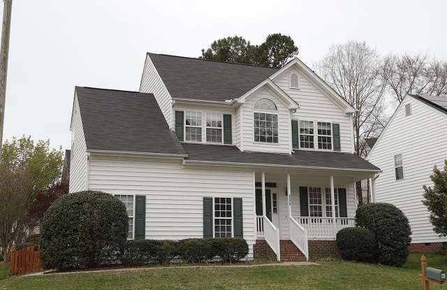 Lovely Four Bedroom Home in Convenient North Raleigh Location photos photos