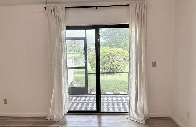 2071 NW 21st Terrace Gallery 3