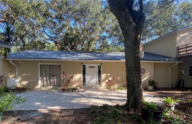3 ELIZABETH Drive E Gallery 1