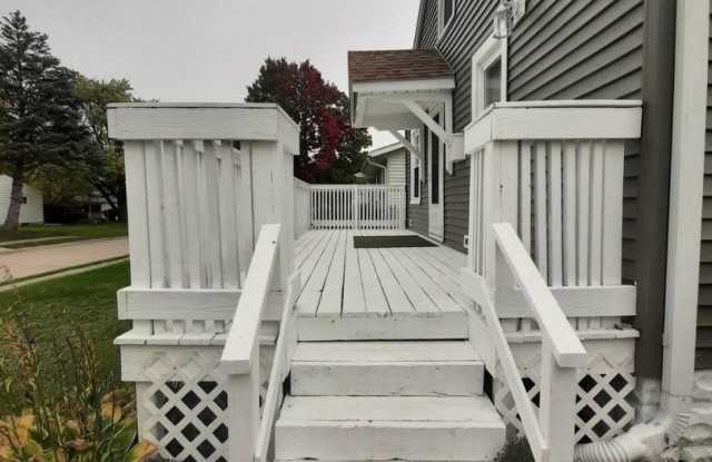 2837 Cody St. Gallery 2