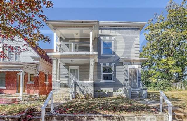 2704 Park Avenue photos photos