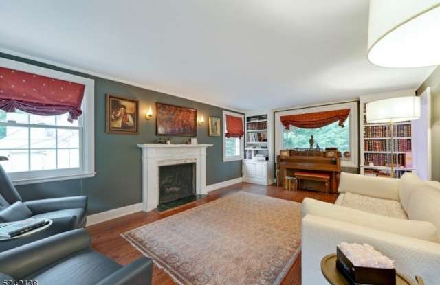 356 Fairmount Ave Gallery 3