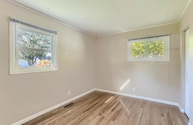 12209 Davenport Street Northeast Gallery 4