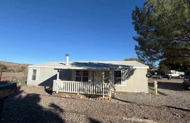 Reduced - 3 Bedroom 2 Bath home contact Property Pros Property Management photos photos