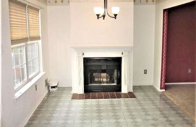 125 Selby Ct Gallery 4