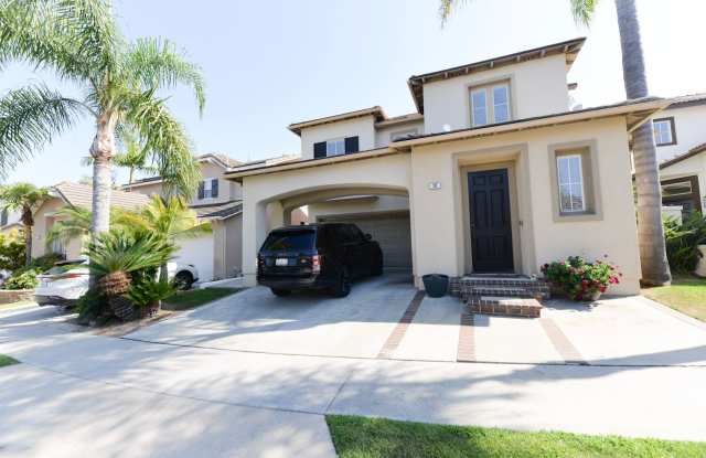 Beautiful Solana Home in Talega! Spacious and Bright Two Story, 3-bedroom, 2.5 bath on cul-de-sac! - 10 Corte Pasillo, San Clemente, CA 92673